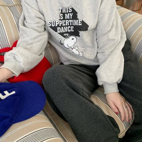 1081 SNOOPY lettering sweat