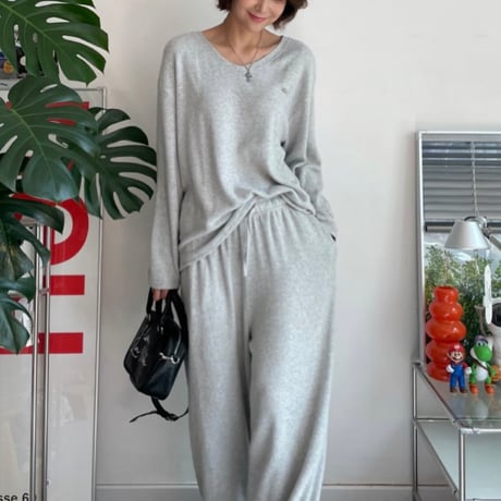 0990 🉐セットアップ🉐Soft V-Neck Relax Set-Up
