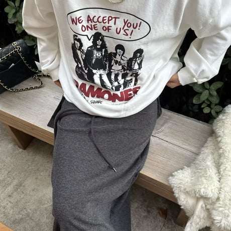1100 RAMONES Back Print sweats/2カラー