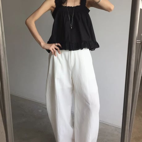 frill flare blouse/2カラー　理恵アイボリー着用