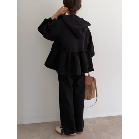 《AMIE original》Peplum Sweat Hoodie / black
