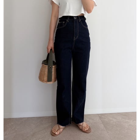 《AMIE original》XSサイズ入荷　切りっぱなしハイウエストストレートdenim / indigo