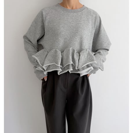 frill hem sweat / gray