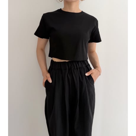 《AMIE original》ショート丈TOPS / 2枚SET【white&black】