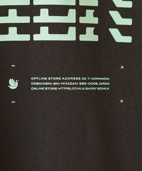 CHILK 5th anniversary T-shirt (SUMI) × sticker set