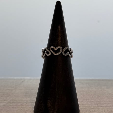 2608RG0829 / Heart shape line ring（Silver）