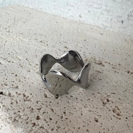 2608RG0822  / Wave volume ring（Silver）
