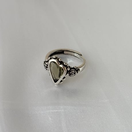 2610RG0854 /  Olive Heart Stone Ring （Silver）