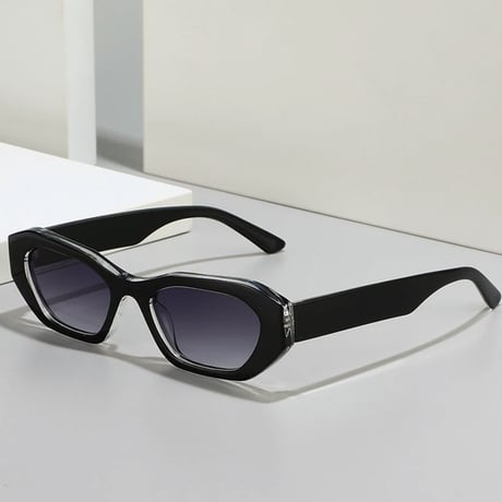 【 Select 】Vintage Irregular Cat Eye Sunglasses (Black/Grey Gradient)
