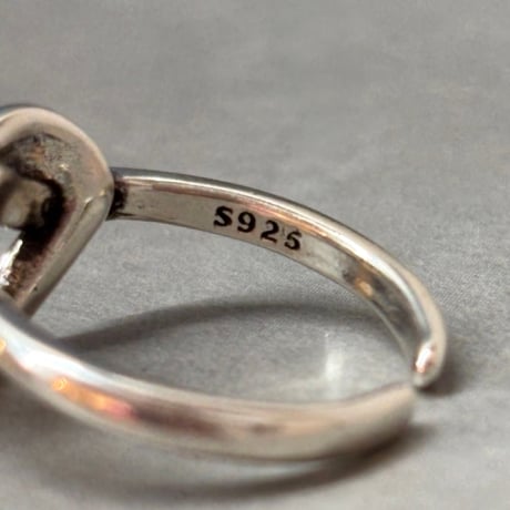 2411RG0543#B / Heart twist ring（Silver）