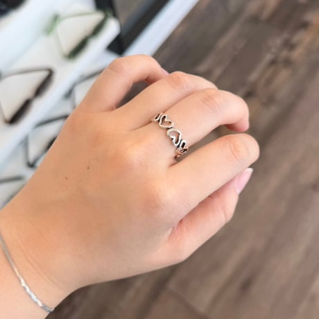 2608RG0829 / Heart shape line ring（Silver）