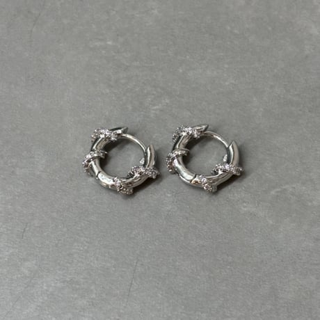 2610PR0864 / Crystal Wrapped Hoop Pierce（Silver）