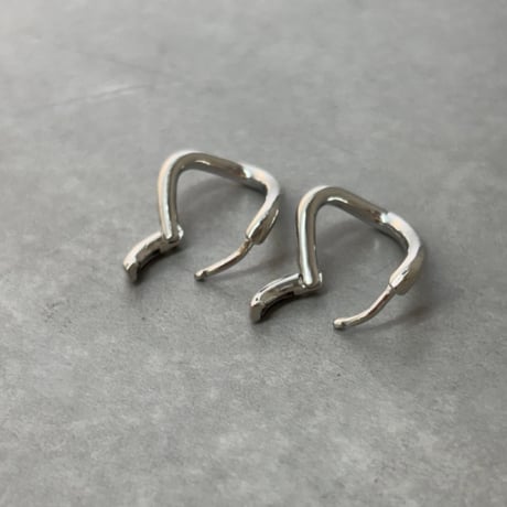2608PR0854 / Nuance Curve Hoop pierce（Silver）
