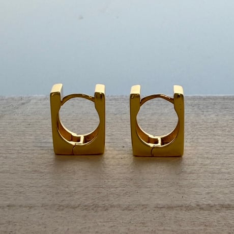 2608PR0856 / Square hoop Pierce（Gold）