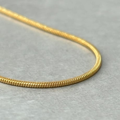 2610NC0410 / Snake Chain Necklace（Gold）