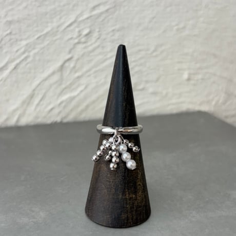 2610RG0852 /  Pearl Beads Charm Ring （Silver）