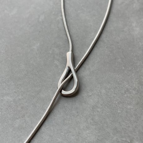 2609NC0405 / Heart motif drop Y-Necklace（Silver）