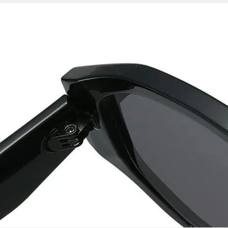 【 Select 】Retro Rivet Sunglasses (Black/Grey）
