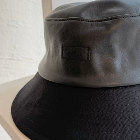 2608KC082502NN / PU leather panel Bucket Hat（Black）