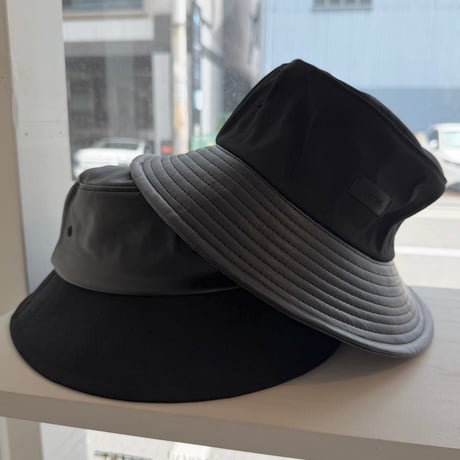 2608KC082503NN / PU leather panel Bucket Hat（Black）
