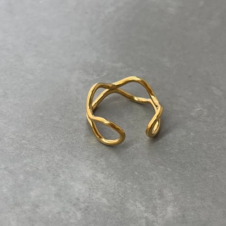 2608RG0826 / Oval wave design ring（Gold）