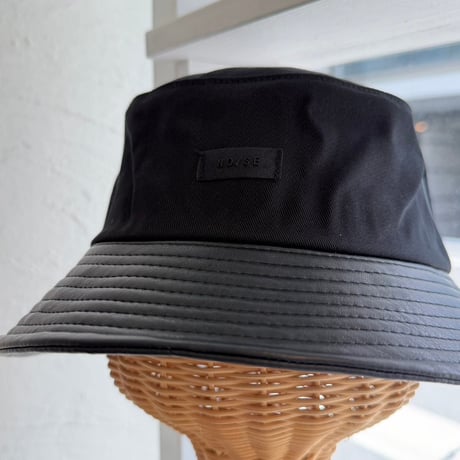 2608KC082503NN / PU leather panel Bucket Hat（Black）