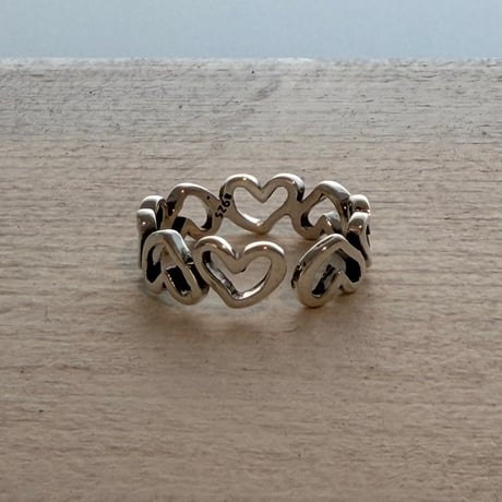 2608RG0829 / Heart shape line ring（Silver）