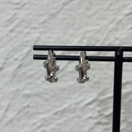 2610PR0864 / Crystal Wrapped Hoop Pierce（Silver）