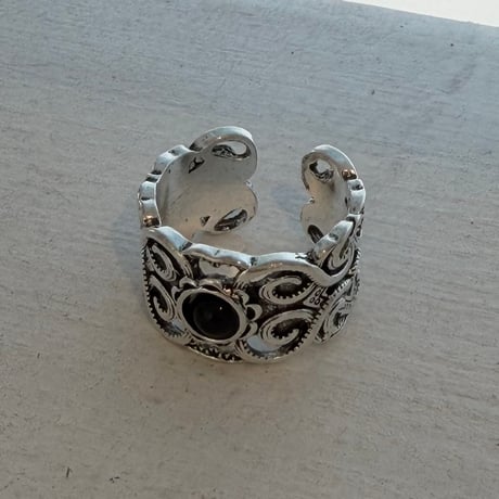 2608RG0825 / Vintage Black Stone ring（Silver）