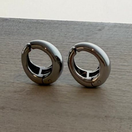 2607ER006 / Mini Drop Hoop Clip-on Earrings（Silver）