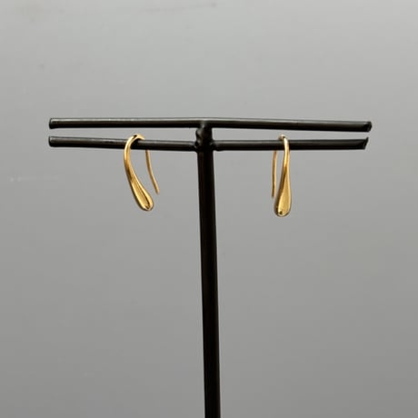 2608PR0855 / Drop curve metal pierce（Gold）