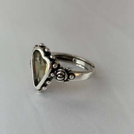 2610RG0854 /  Olive Heart Stone Ring （Silver）