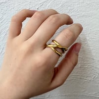 2607RG0816 / Twist Triple Line ring（Gold）