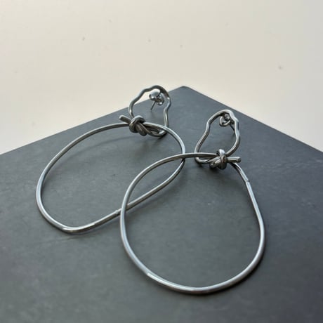 2608PR0853 / Nuance Knot Hoop pierce（Silver）