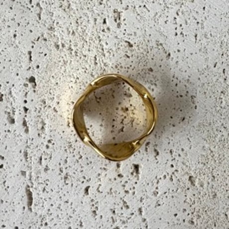 2608RG0822  / Wave volume ring（Gold）