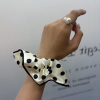 2606HA0095(S)/ Satin Dot Chouchou（White）