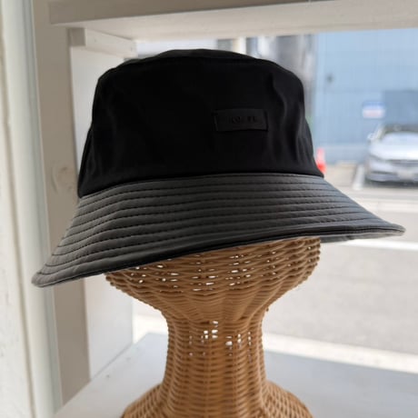 2608KC082503NN / PU leather panel Bucket Hat（Black）