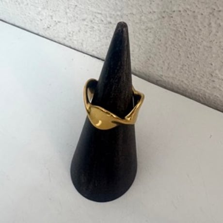 2608RG0822  / Wave volume ring（Gold）
