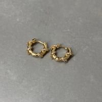 2610PR0864 / Crystal Wrapped Hoop Pierce（Gold）