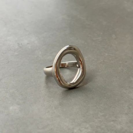 2608RG0819  / Wave oval design ring（Silver）