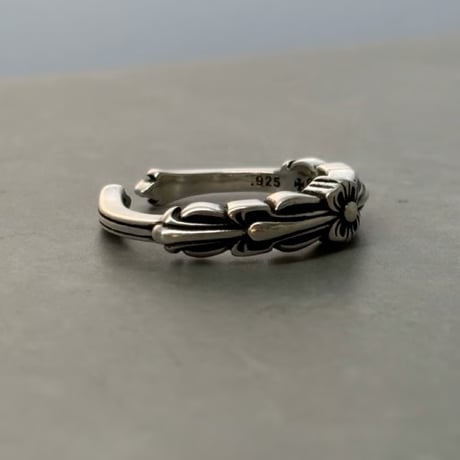 2609RG0841 /  Carved cross motif ring （Silver）