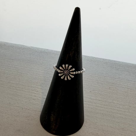 2508RG0675 / Ball line mini Daisy ring（Silver）