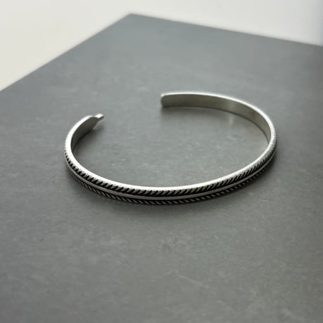 【Select】IM24AC_BRL006 / Feather motif bangle（Silver）