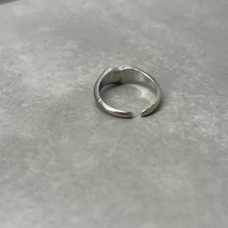 2609RG0835 / Black inset heart ring （Silver）