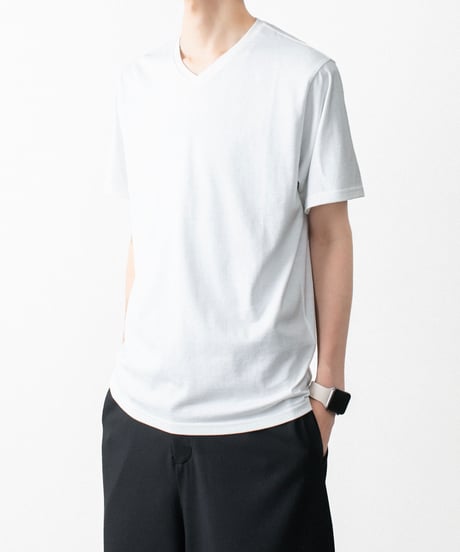 V NECK T-SHIRTS