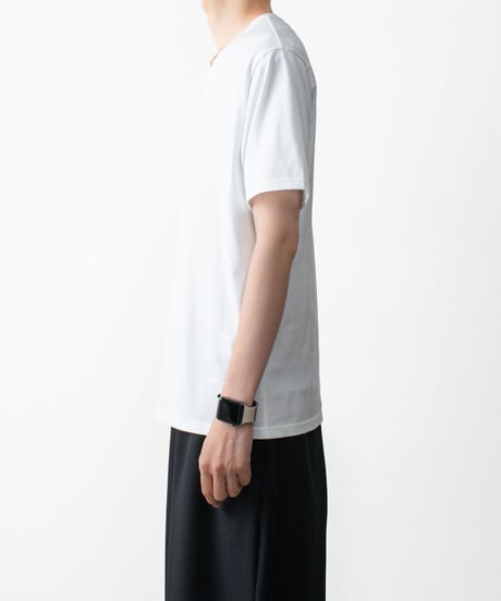 V NECK T-SHIRTS