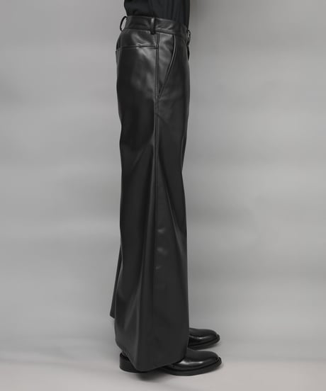 SYNTHETIC LEATHER WIDE FLAIR PANTS/BLACK