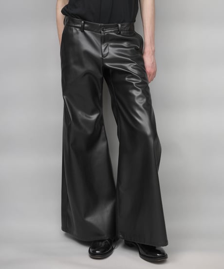 SYNTHETIC LEATHER WIDE FLAIR PANTS/BLACK
