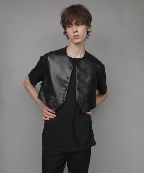 SYNTHETIC LEATHER VEST/BLACK