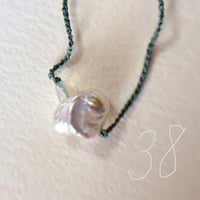 38cmネックレス（シルク・ブルーグレー）淡水パールとオパール